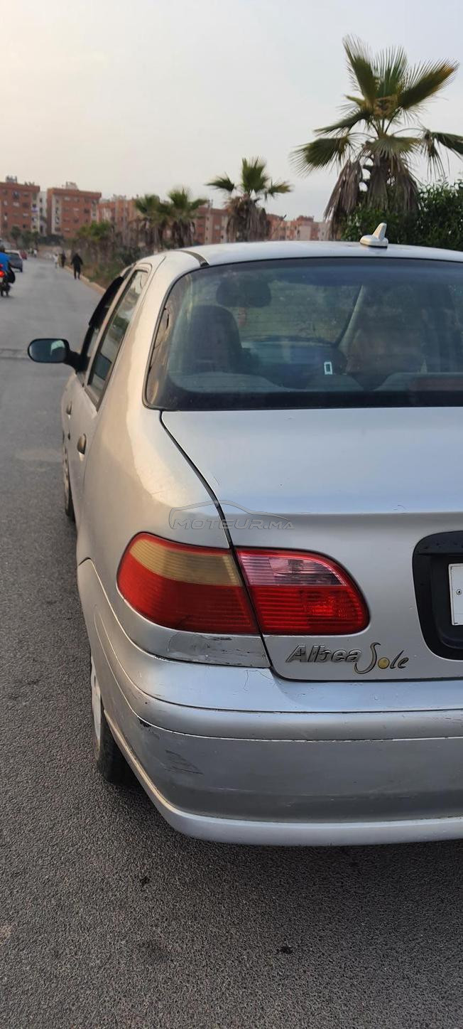 voiture fiat albea
