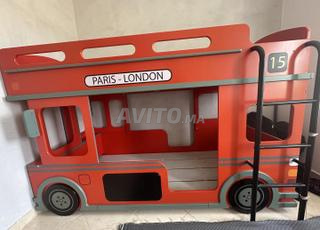 Lit enfant bus London 