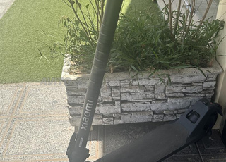 Trottinette électrique  presque neuf xiaomi 