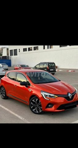 Renault clio 5 faible km 28 000