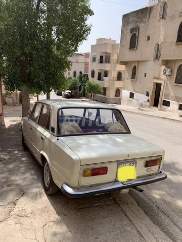 Fiat 124 Essence Manuelle 1980 à Fès