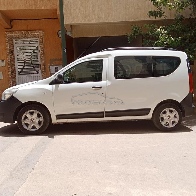 سيارة داسيا للبيع 