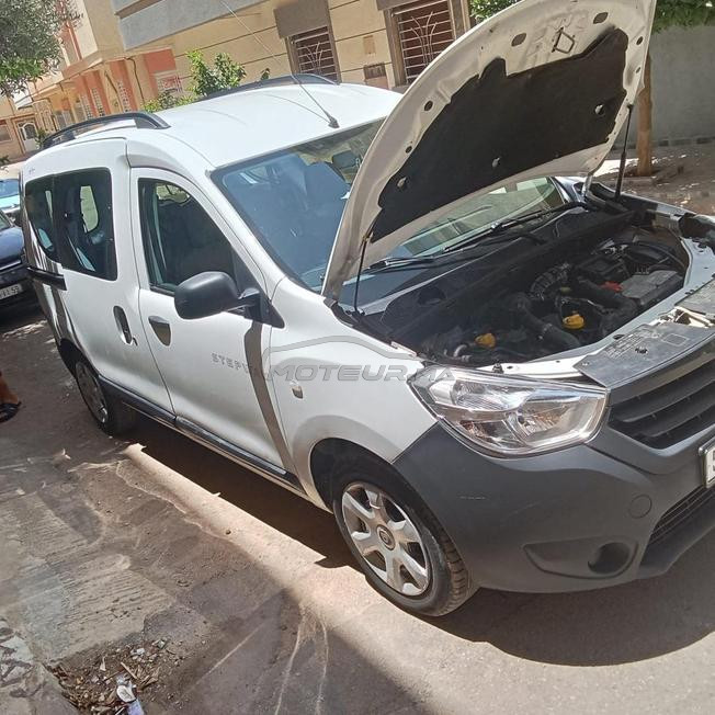 سيارة داسيا للبيع 