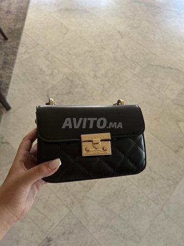Sac Charles And Keith a vendre 
