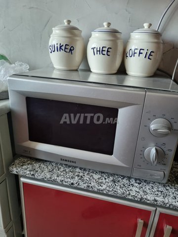 Micro-onde de marque Samsung en bon état