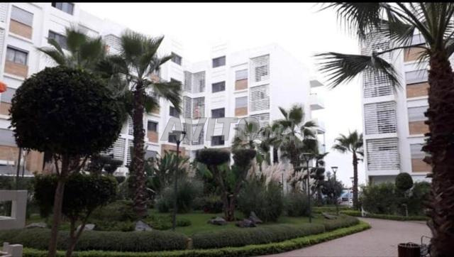 Appartement à vendre 100 m² à Casablanca - 2