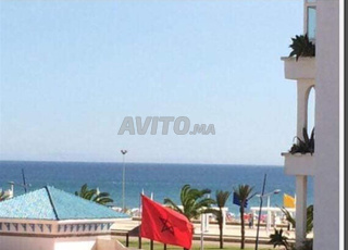 Appartement à Mdiq à 50m de la plage