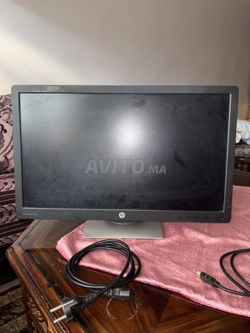 Ecran HP 24 pouces