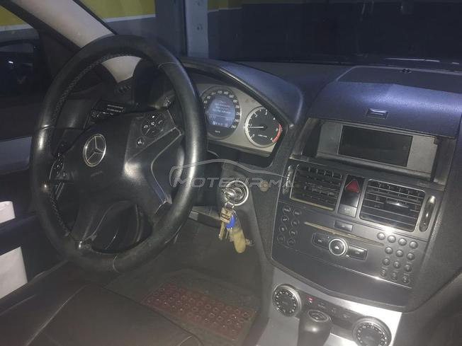 Mercedes-Benz 220 Diesel Automatique 2008 à Salé