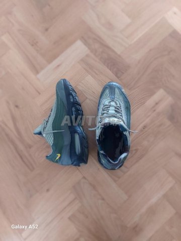 nike corteiz verte très bon état de pointure 40