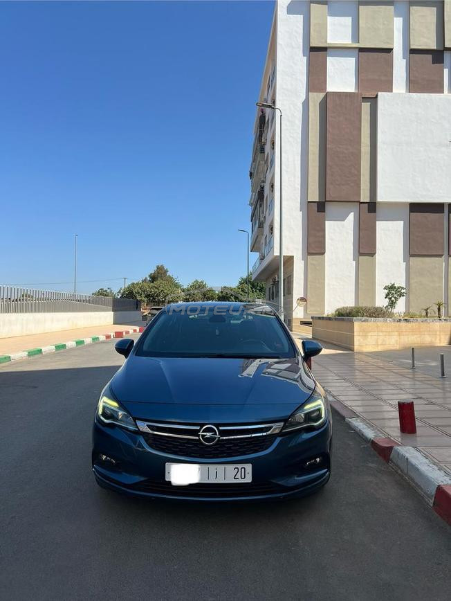 Opel Astra manuelle - 2017 / 175.000 km