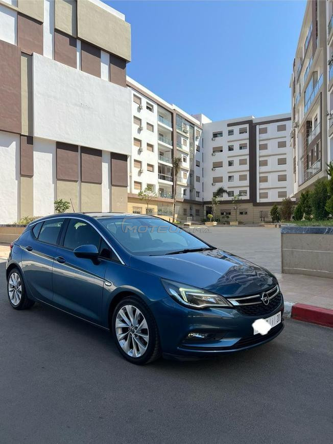 Opel Astra manuelle - 2017 / 175.000 km