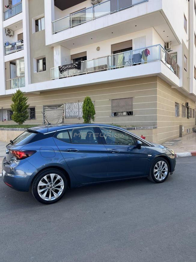 Opel Astra manuelle - 2017 / 175.000 km