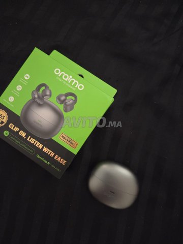 écouteur oraimo clip on