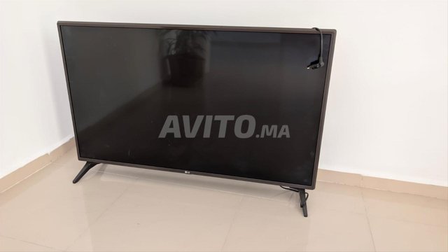 LG FHD Smart TV 43 pouces