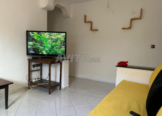 شقة للكراء قرب الكورنيش