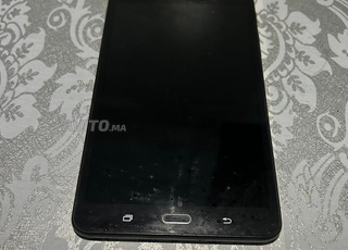 طابليط Samsung قديم للبيع – خاسر، يصلح لقطع الغيار