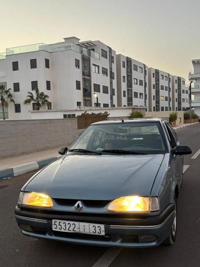 رينو آر 19 بنزين يدوي 1994 في أكادير