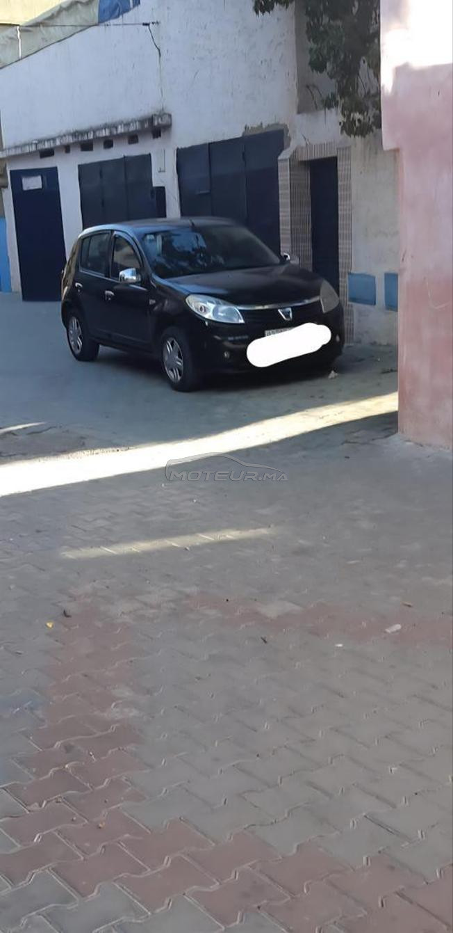 داسيا سانديرو 