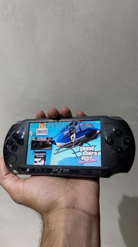 PSP SLIM FLASHÉ PLEIN DE JEUX GARANTIE