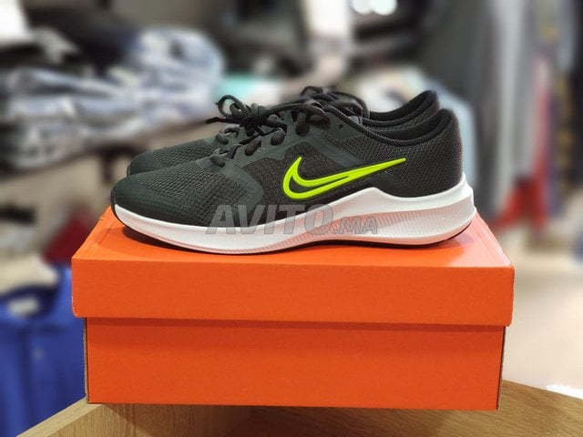 chaussure Nike (38)(38.5)(39)