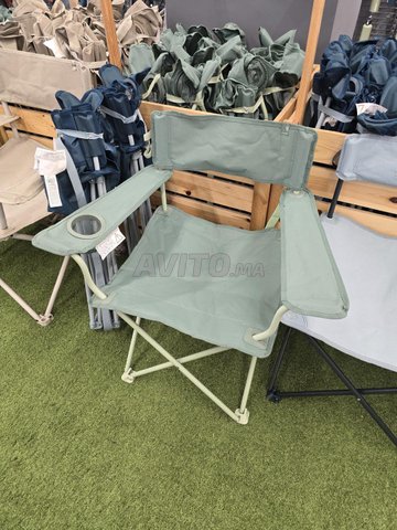 2 chaises de plage/piscine et table pliables 