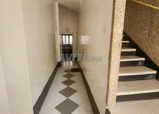 منزل مستقل للبيع بحي الاسرة - عين الشق 