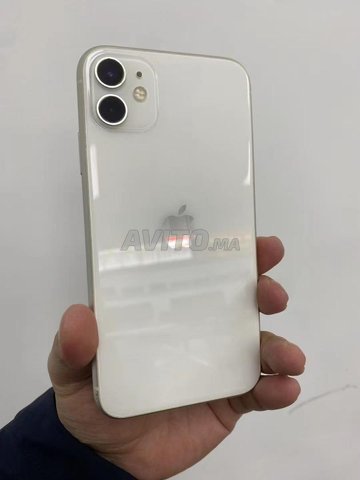 iPhone 11  WHITE 128GB  88battery