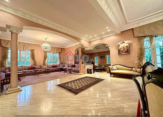 À vendre villa d’angle isolée à Mandarona