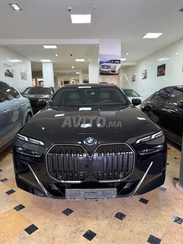 BMW Série 750e Hybride 