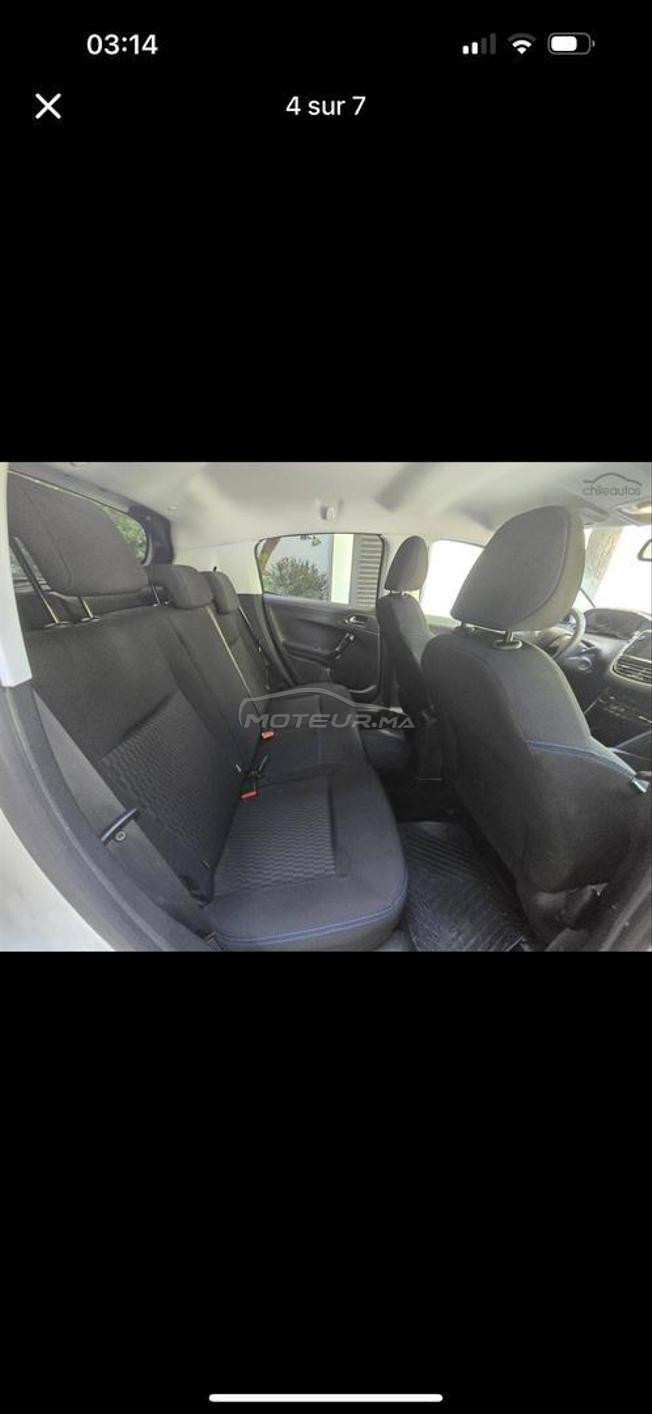 Peugeot 208 Diesel Manuelle 2019 à Agadir