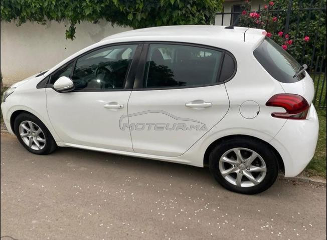 Peugeot 208 Diesel Manuelle 2019 à Agadir