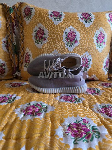 Adidas Yeezy Boost V2 Taille 41 et demi