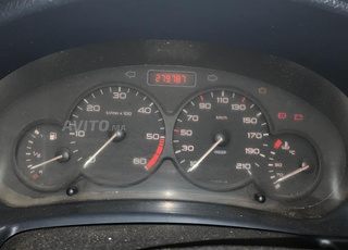 Peugeot Partner Diesel Manuelle 2004 à Agadir