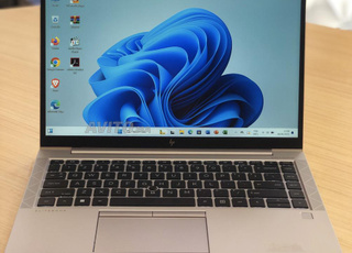 •HP• AMD ryzen pro 5 