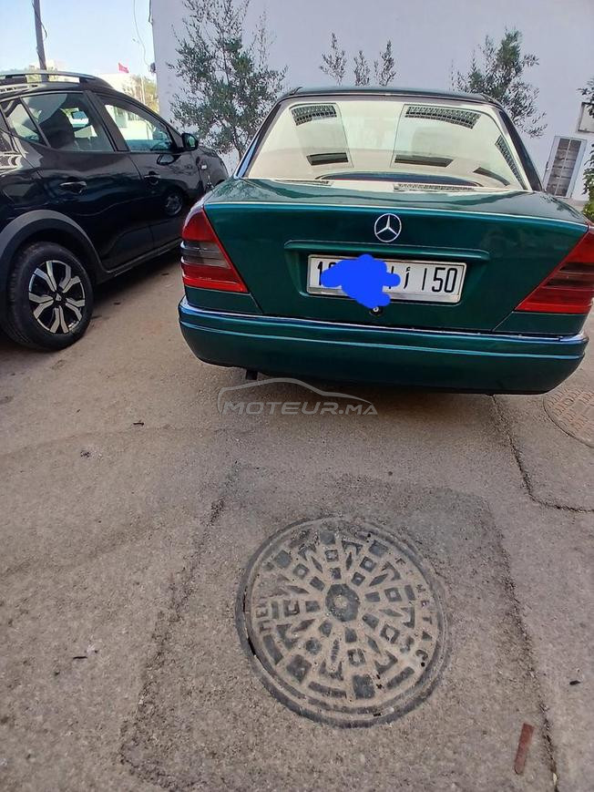 Mercedes-Benz 220 Diesel Manuelle 1996 à Fès