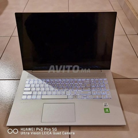 PC Portable Core i7 - 17” - 5000dh ‎negociable