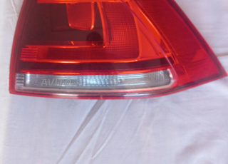 feu rouge arrière du golf série 7