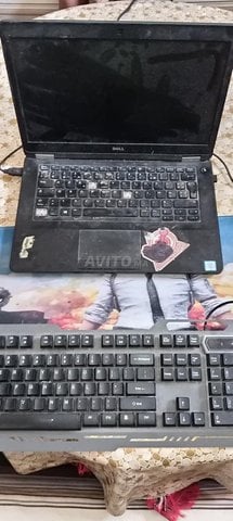 pc portable endommagé i5 6300U  12 Go RAM 