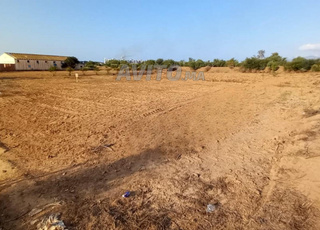 قطعة أرضية للبيع