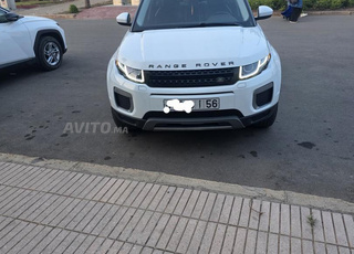 Range rover évoque 