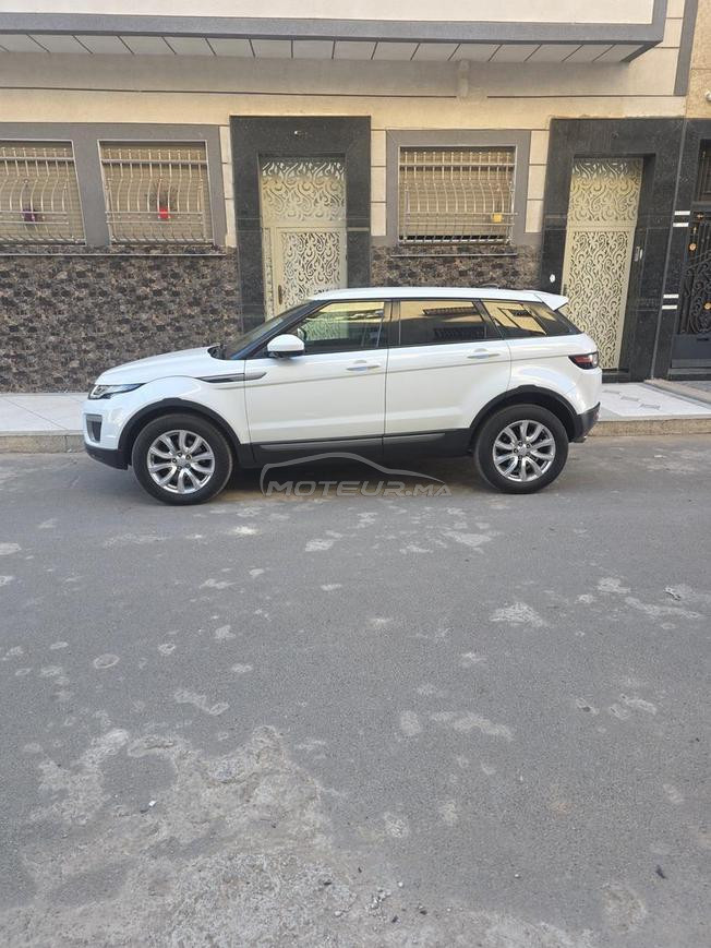 Range rover évoque 