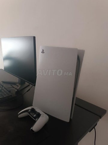 PS5 VERSION EUROPÉENNE AVEC PS PLUS EXTRA