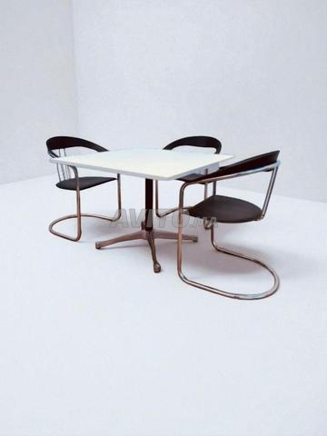 Table vitra carre design by charles eames