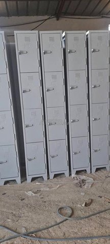 Casier pour vestiaire métallique 2 portes en stock