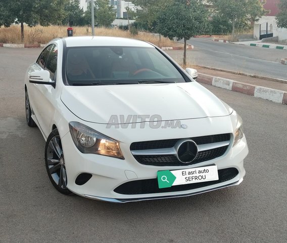 Mercedes CLA 200