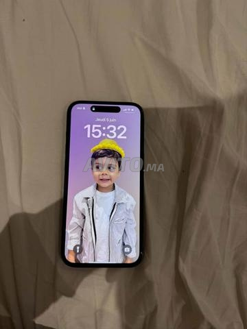 IPHONE 15 PRO TRéS BON ETAT à VENDRE - 2