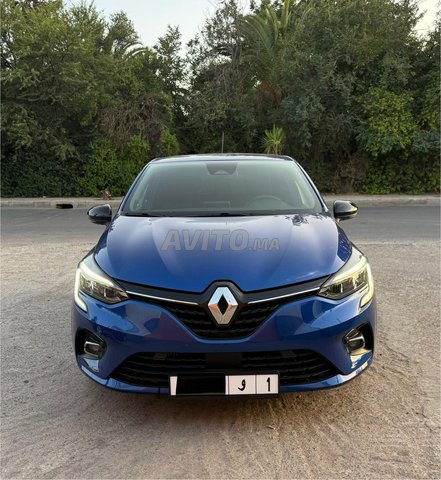 Renault Clio Essence Automatique 2023 à Marrakech