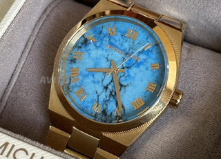 Montre Michael Kors - dorée fond Bleu 