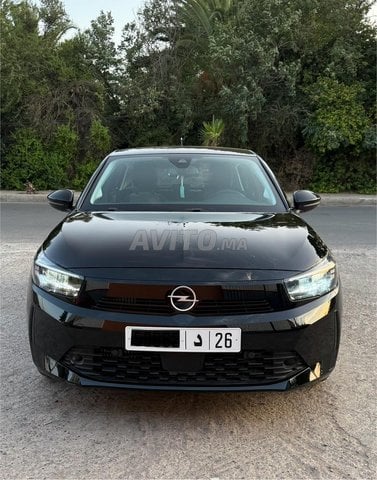 Opel Corsa Essence Manuelle 2024 à Marrakech